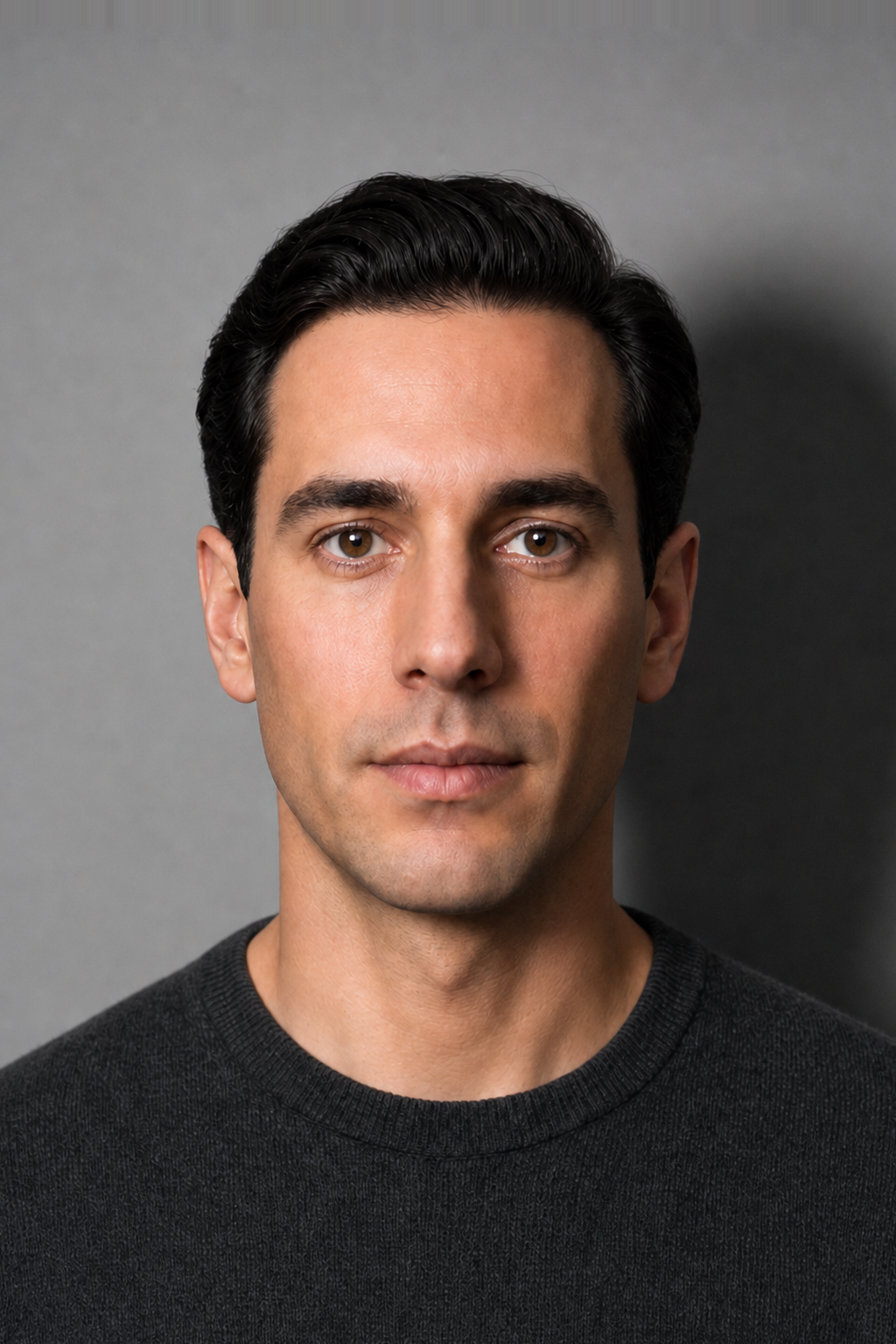 Portrait lit by a 60 cm softbox — 17° source